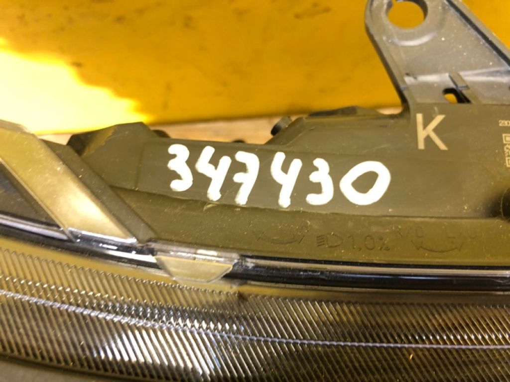 81110-0R440 | Фара прав. TOYOTA RAV4 18- - Фото 2