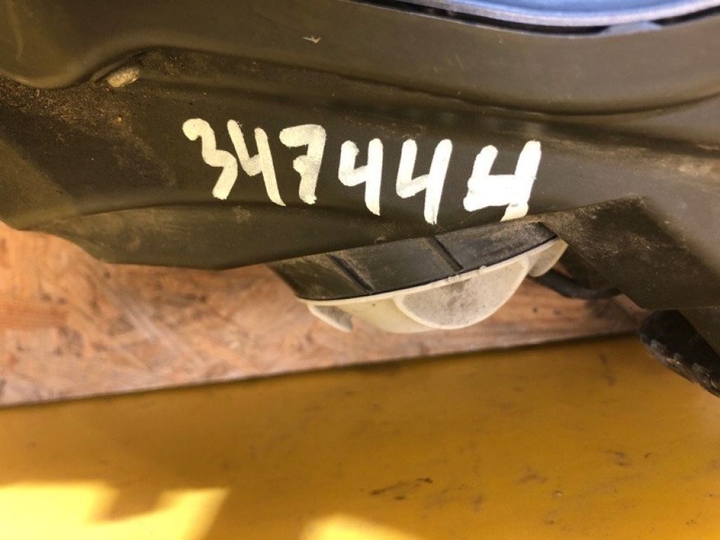 81145-76071 | Фара прав. LEXUS CT200 17- - Фото 2