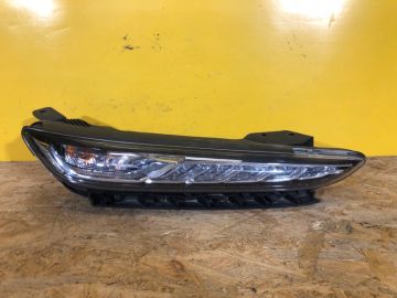 Денний ходовий вогонь прав. HYUNDAI KONA OS 17-23