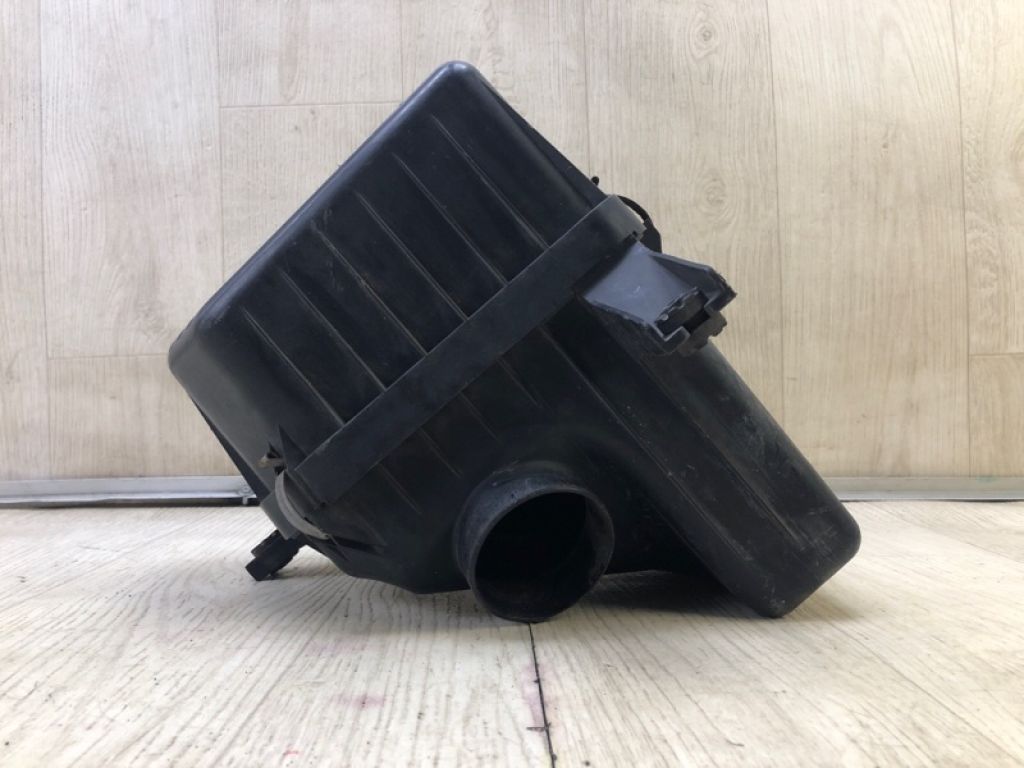13700-66J00 | Корпус повітряного фільтра SUZUKI GRAND VITARA 05-15 - Фото 4