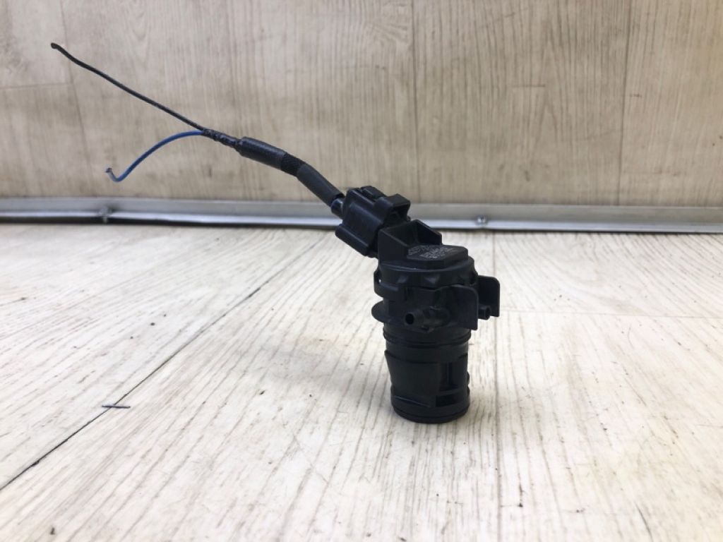 85330-21010 | Насос омивача скла TOYOTA PRIUS - 30 09-17