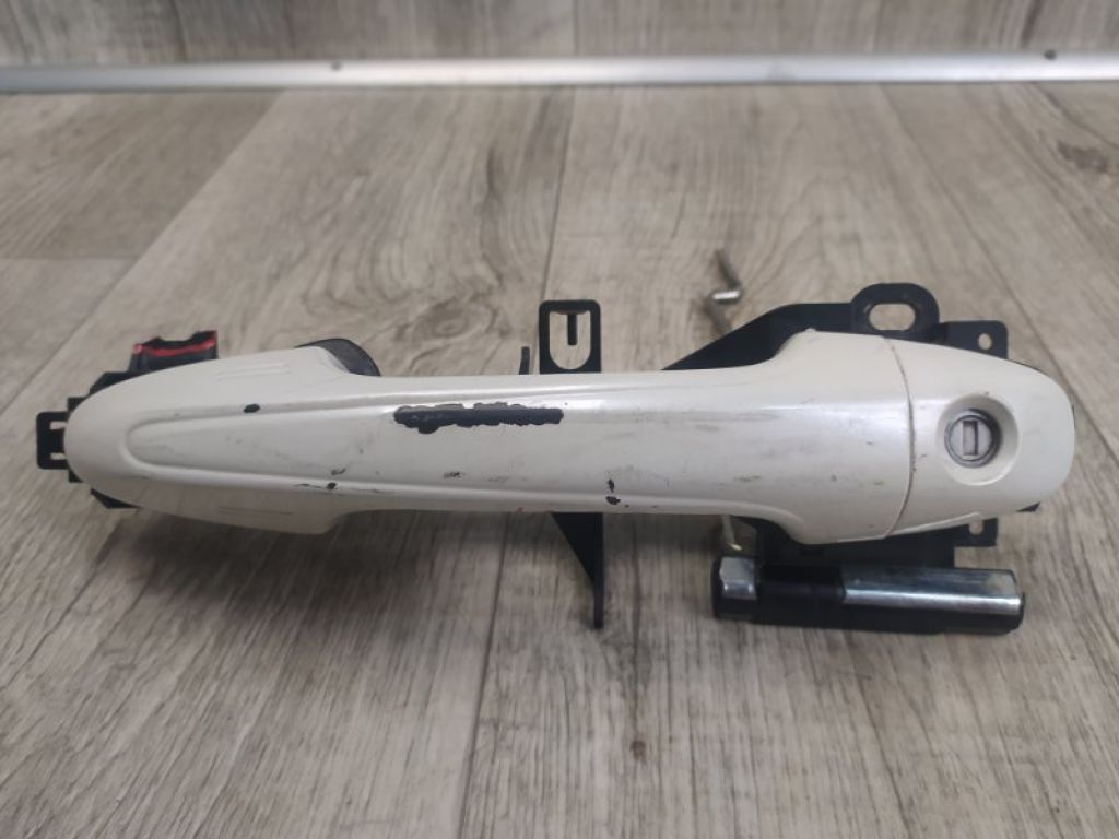 69211-42040-B1 | Ручка двери наружная передн. лев. TOYOTA RAV4 13-19