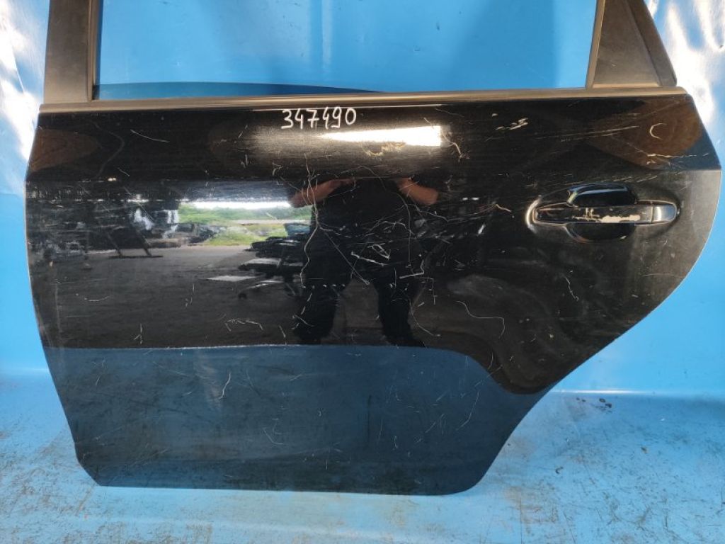 67004-47180 | Двері задн. лів. TOYOTA PRIUS PLUS 11-14 - Фото 4