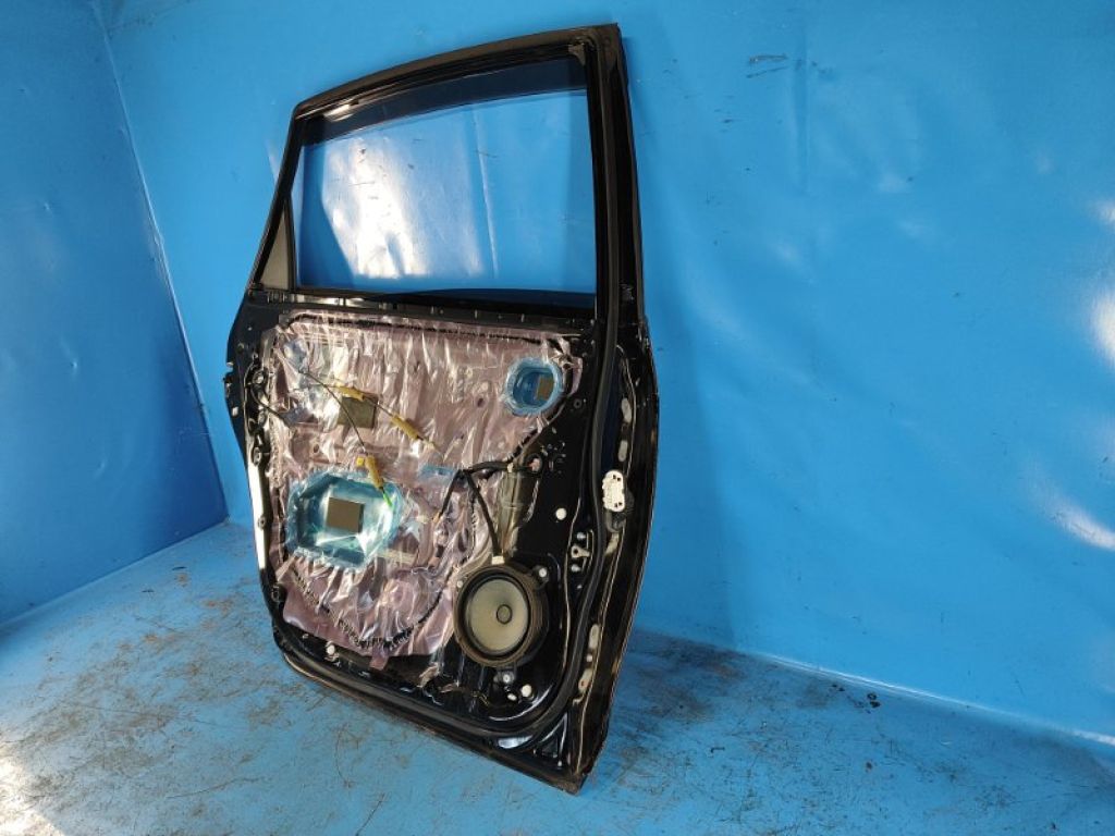 67004-47180 | Двері задн. лів. TOYOTA PRIUS PLUS 11-14 - Фото 8