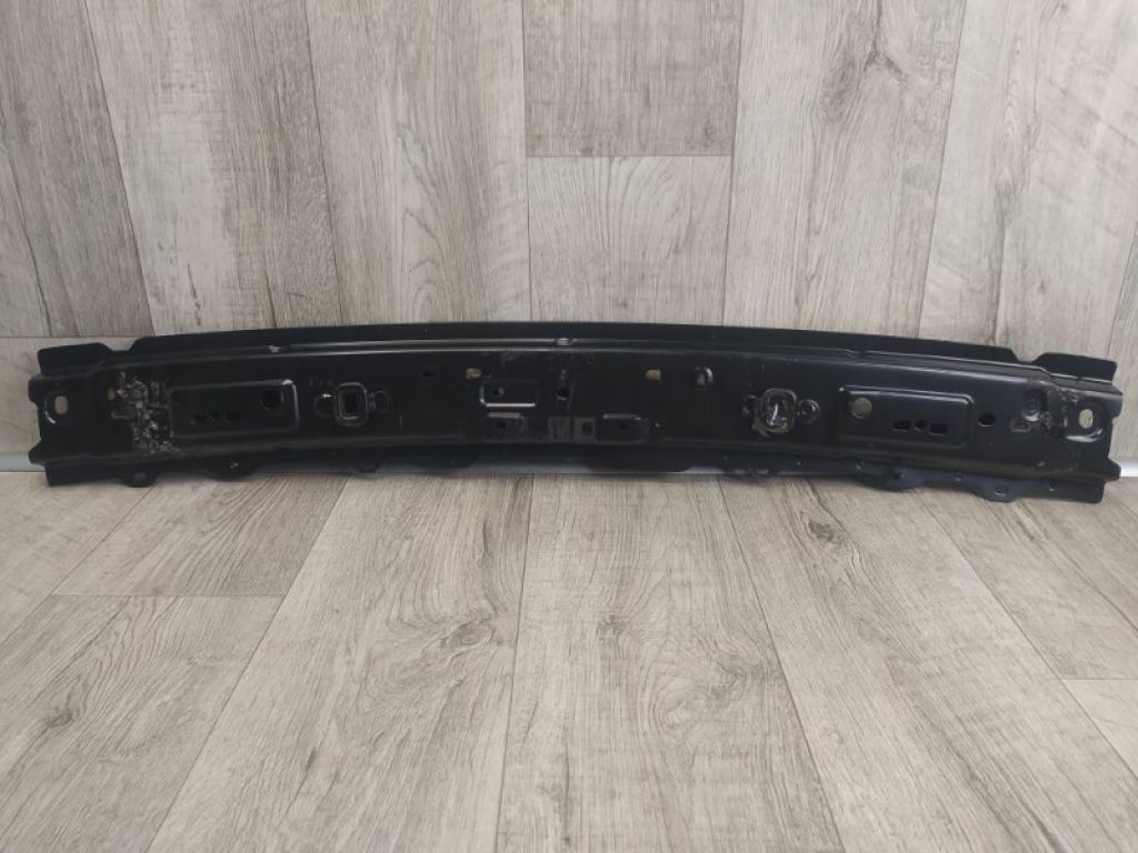 63102-60110 | Підсилювач даху LEXUS LX570 07-15