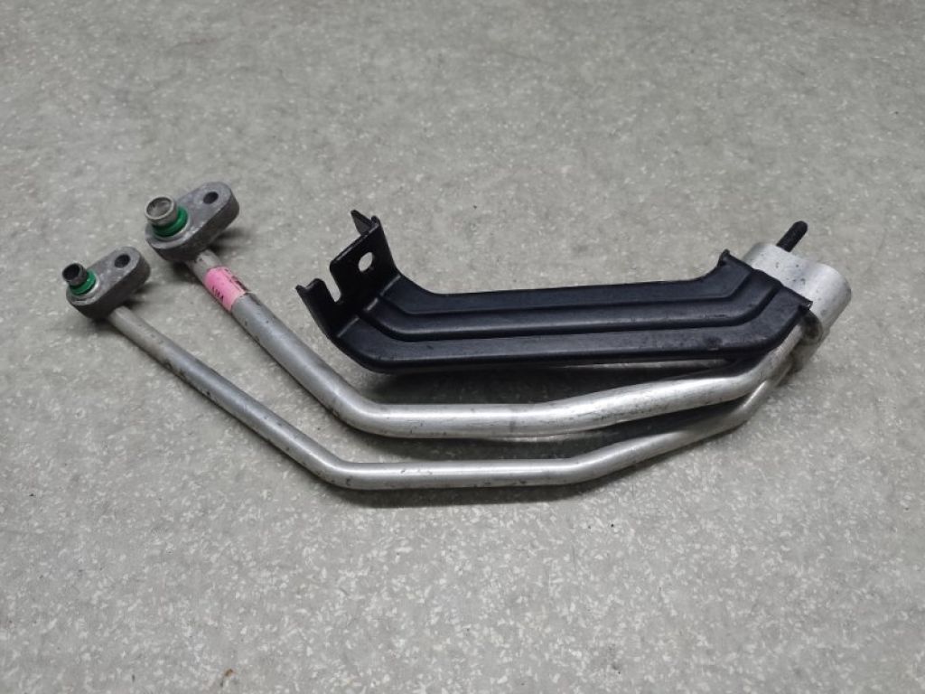 97761-C6500 | Трубка кондиционера KIA SORENTO UM 14-