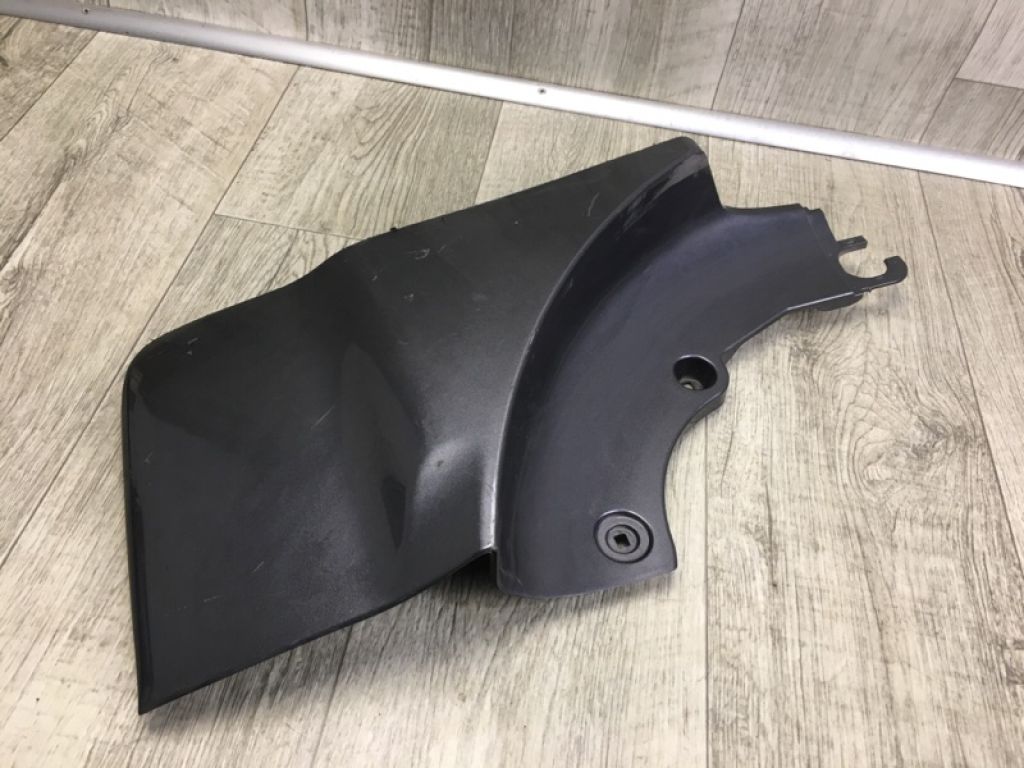 76805-42010 | Накладка крышки багажника прав. TOYOTA RAV4 05-12 - Фото 4