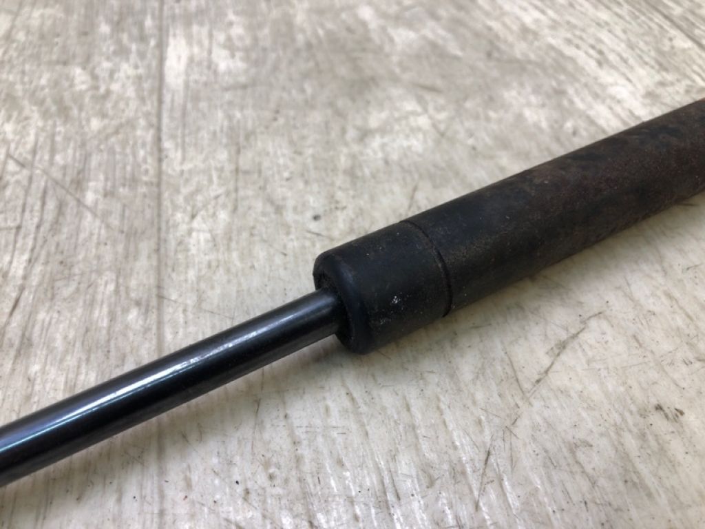 8177126011 | Амортизатор кришки багажника HYUNDAI SANTA FE (SM) 00-06 - Фото 4