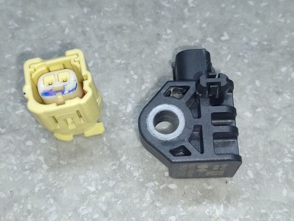 95930-F2000 | Датчик удара передн. HYUNDAI ELANTRA AD 16- - Фото 2