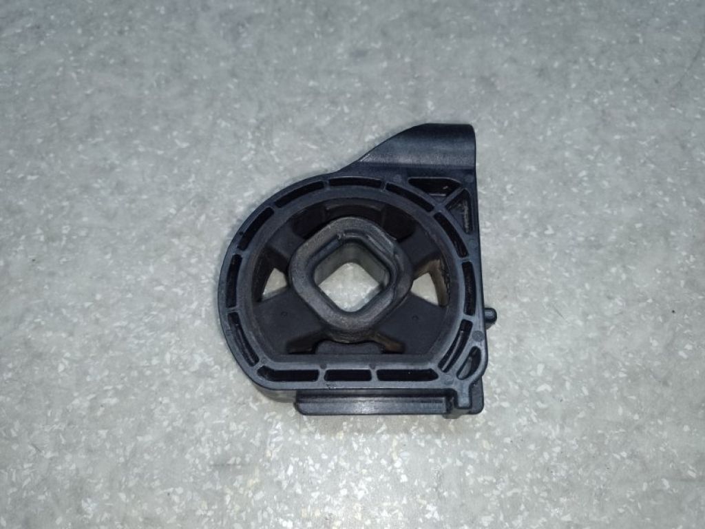 25333-F2000 | Крепление радиатора лев. HYUNDAI ELANTRA AD 16- - Фото 2