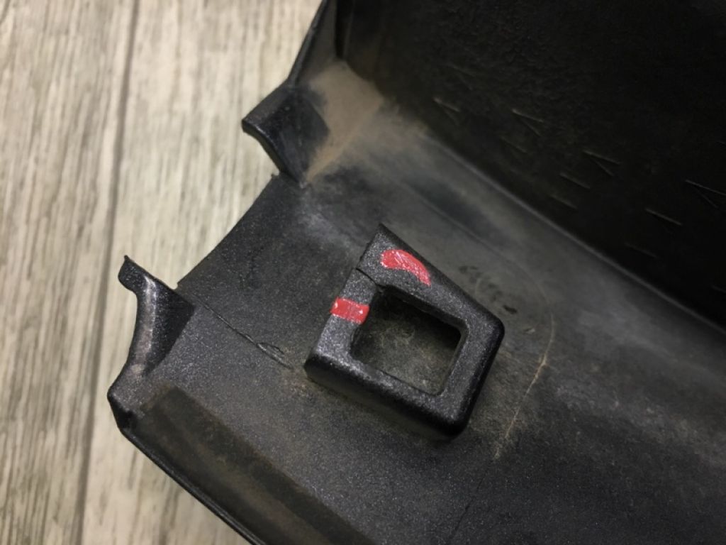 76804-42010 | накладка кришки багажника лів. TOYOTA RAV4 05-12 - Фото 6