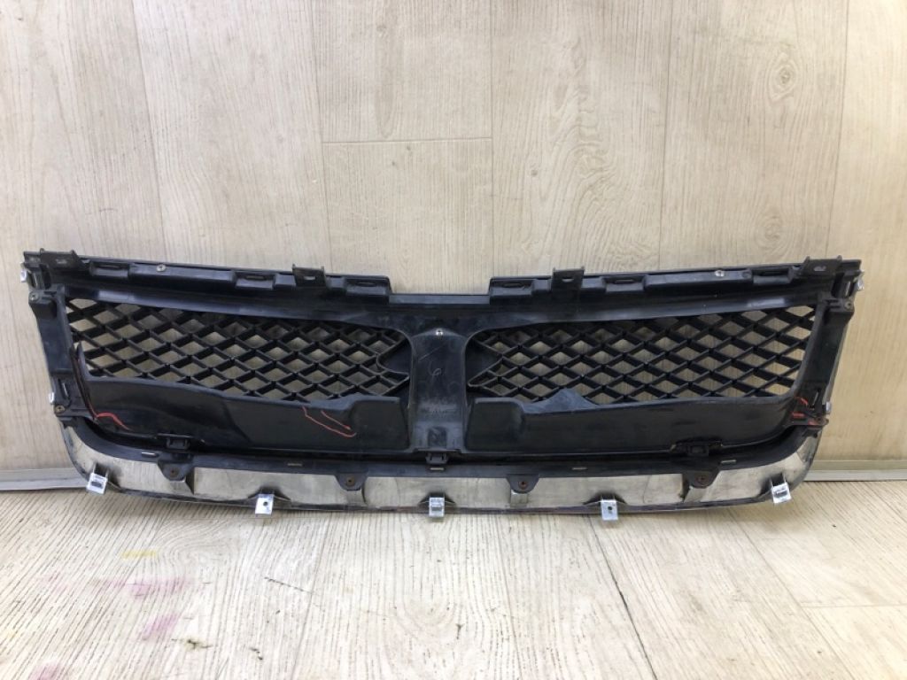 71741-65J00-38B | Решітка радіатора SUZUKI GRAND VITARA 05-15 - Фото 2