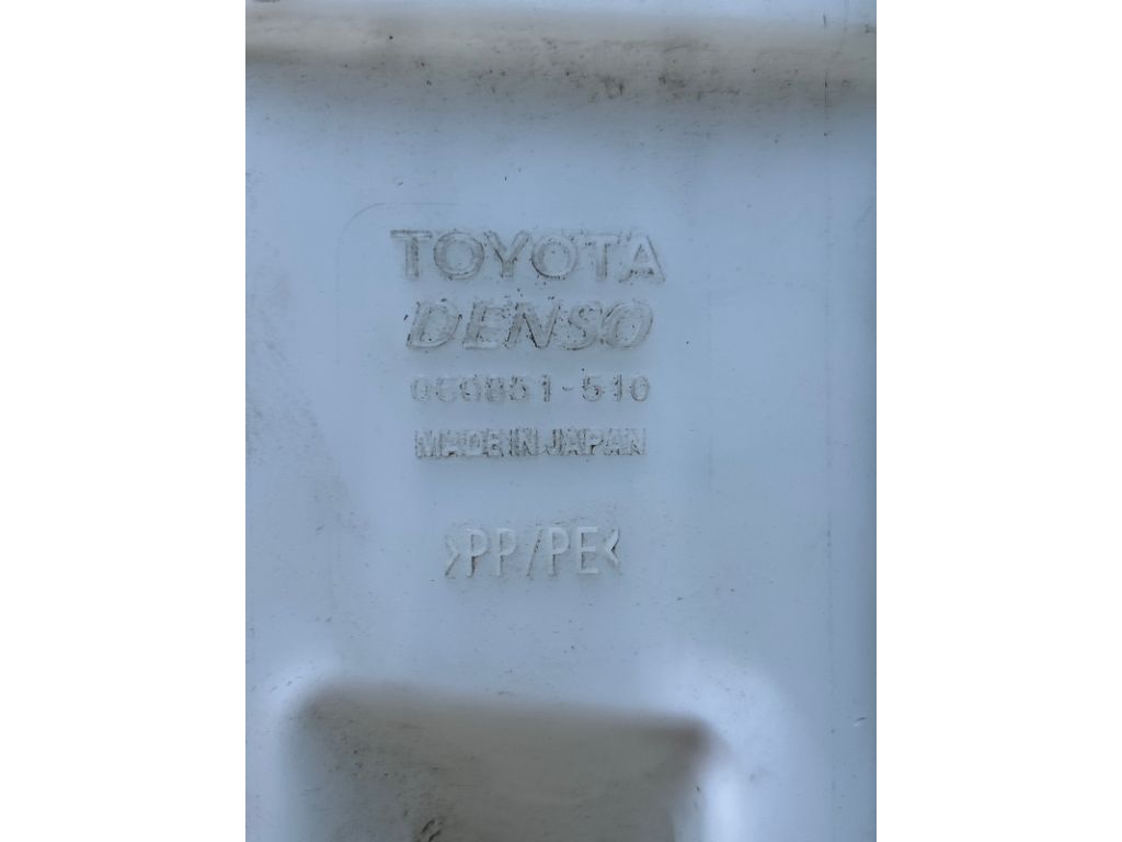 85315-78030 | Бачок омивача LEXUS NX 14-21 - Фото 2