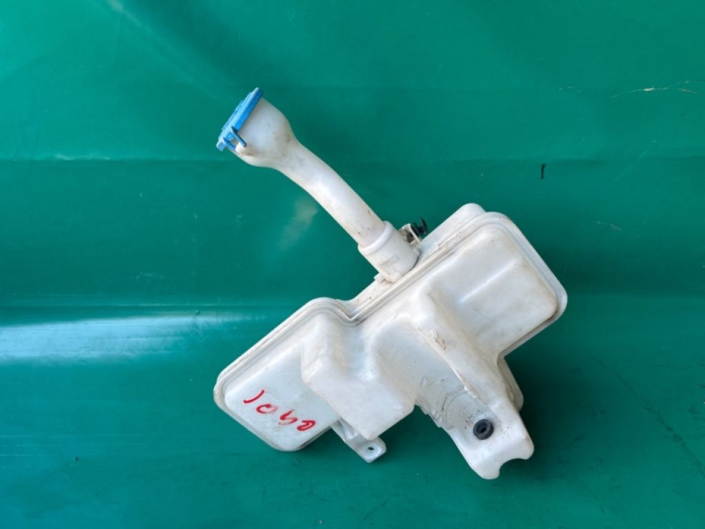 61 66 7 381 592 | Бачок омивача BMW I3 (I01) 13–22 - Фото 3