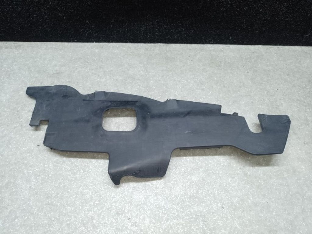 53293-42050 | Дефлектор радіатора прав. TOYOTA RAV4 05-12
