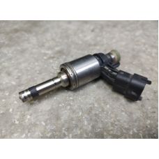 Форсунка топливная FORD FOCUS 10-18