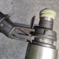 BB5Z-9F593-B | Форсунка топливная FORD FOCUS 10-18 - Превью 3
