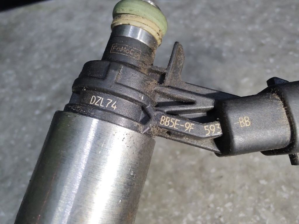 BB5Z-9F593-B | Форсунка топливная FORD FOCUS 10-18 - Фото 4