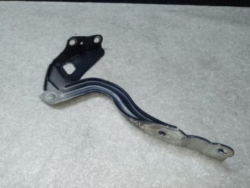 Петля капоту прав. HYUNDAI ACCENT RB 10-