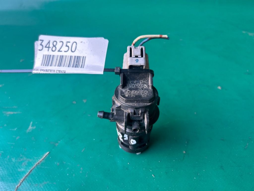 85330-60180 | Насос омивача скла задн. TOYOTA LAND CRUISER PRADO 120 02-09