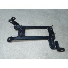 Кронштейн HYUNDAI ACCENT RB 10-