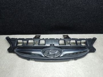 Решітка радіатора HYUNDAI ACCENT RB 10-