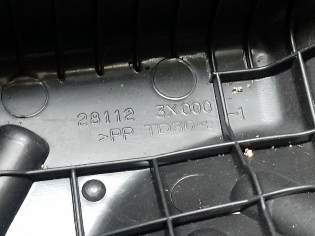 28110-3X300 | Корпус повітряного фільтра HYUNDAI ELANTRA MD 10-15 - Фото 6