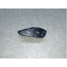 Кнопки на руль прав. HYUNDAI ELANTRA MD 10-15