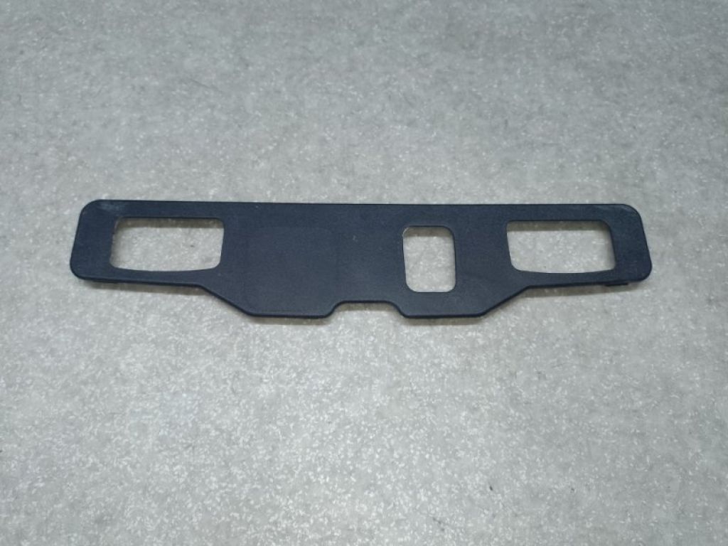 90914-4BA2A | Панель підсвічування номера NISSAN X-TRAIL/ROGUE T32 13-20