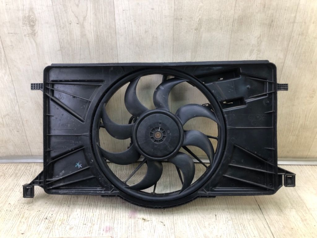 CV61-8C607-BA | Диффузор вентилятора основного радиатора FORD FOCUS 10-18