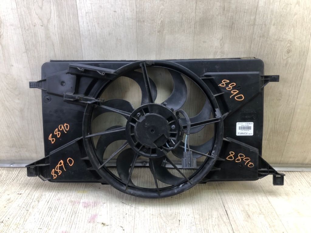 CV61-8C607-BA | Диффузор вентилятора основного радиатора FORD FOCUS 10-18 - Фото 2