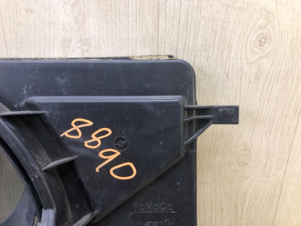 CV61-8C607-BA | Диффузор вентилятора основного радиатора FORD FOCUS 10-18 - Фото 5