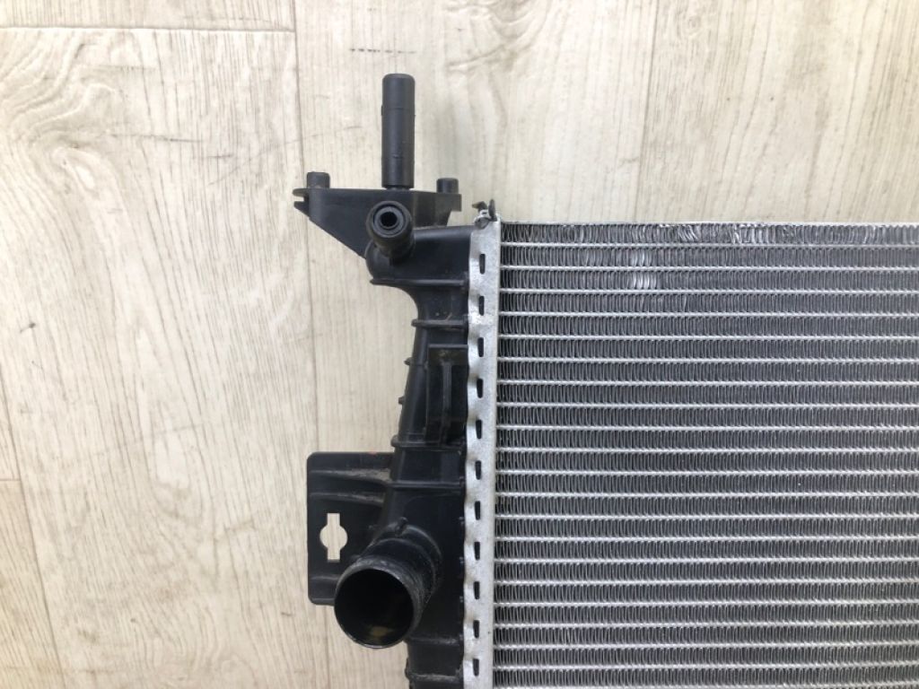 CV6Z-8005-A | Радіатор основний FORD FOCUS 10-18 - Фото 2