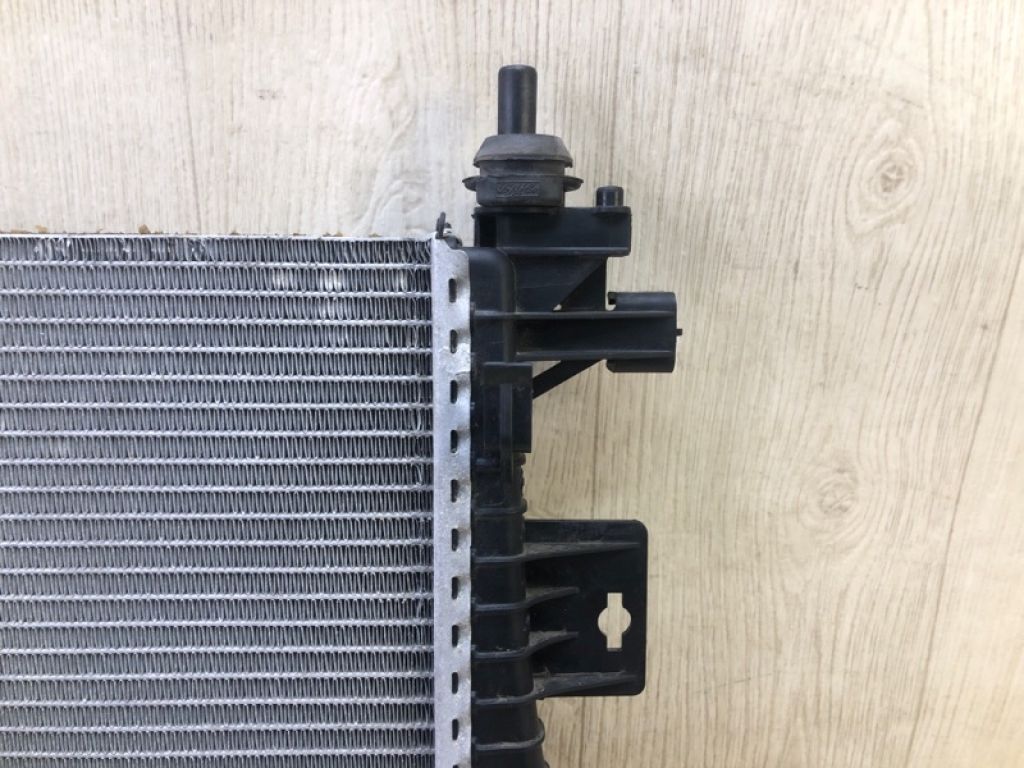 CV6Z-8005-A | Радіатор основний FORD FOCUS 10-18 - Фото 3