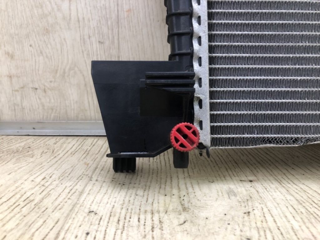 CV6Z-8005-A | Радіатор основний FORD FOCUS 10-18 - Фото 5