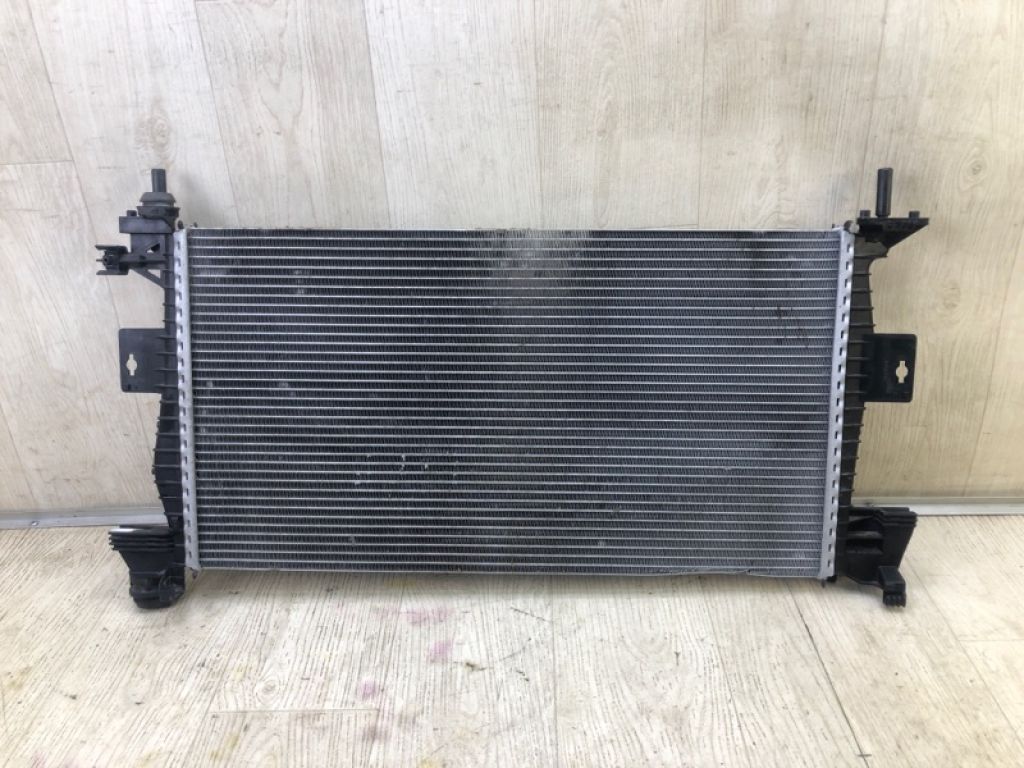 CV6Z-8005-A | Радіатор основний FORD FOCUS 10-18 - Фото 6