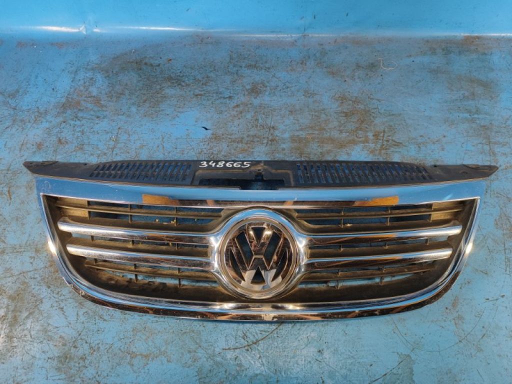 5N0853653A | Решетка радиатора VOLKSWAGEN TIGUAN 08-17