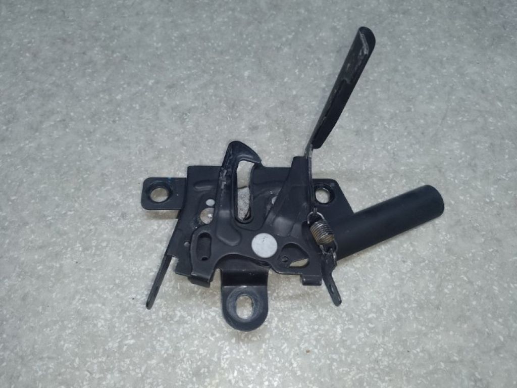 57310SG010 | Замок капоту SUBARU FORESTER 12-19