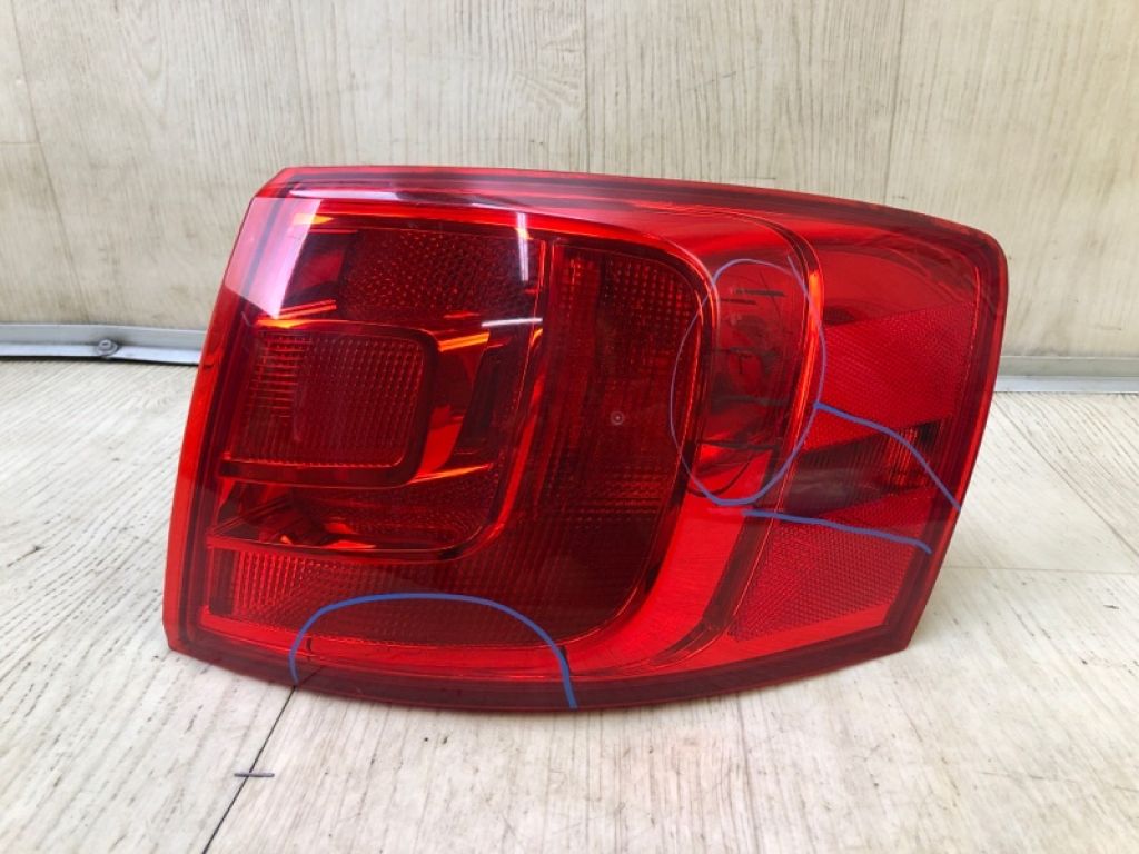 5C6945096D | Ліхтар зовнішній прав. VOLKSWAGEN JETTA USA 10-17