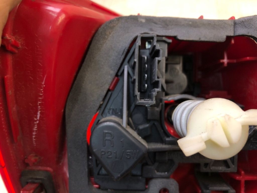 5C6945096D | Ліхтар зовнішній прав. VOLKSWAGEN JETTA USA 10-17 - Фото 9