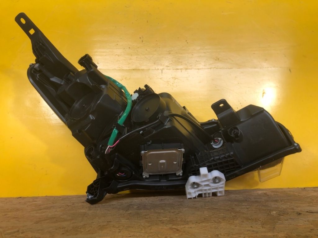 26060 5SH5B | Фара лів. NISSAN LEAF 18- - Фото 7