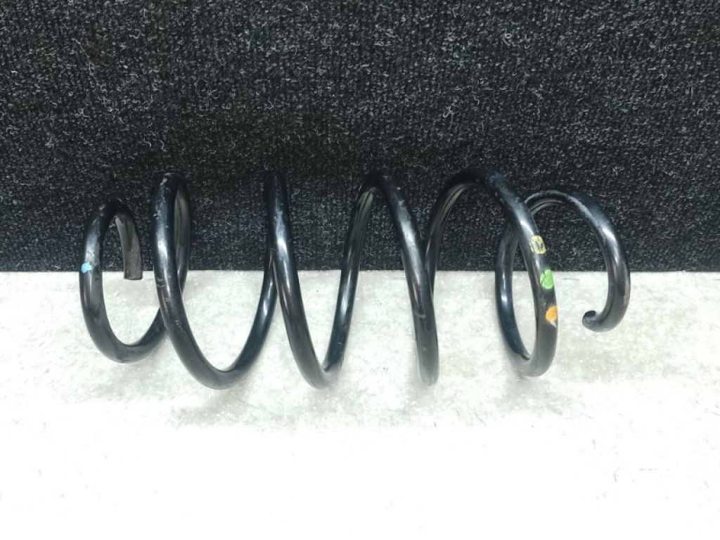 3C0 411 105 B | Пружина передньої підвіски VOLKSWAGEN PASSAT B7 11-15