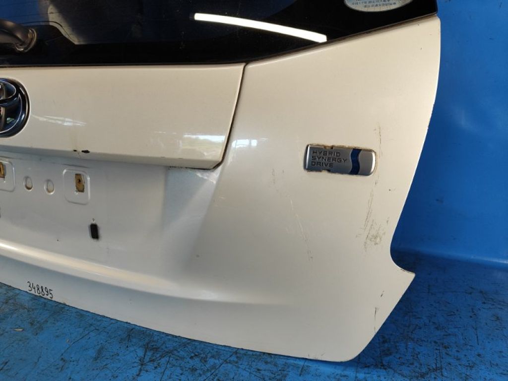67005-47330 | Крышка багажника TOYOTA PRIUS PLUS 11-14 - Фото 6