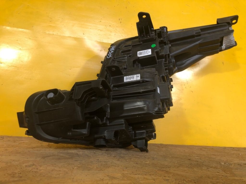 92102 DO130 | Фара прав. KIA EV9 23- - Фото 10