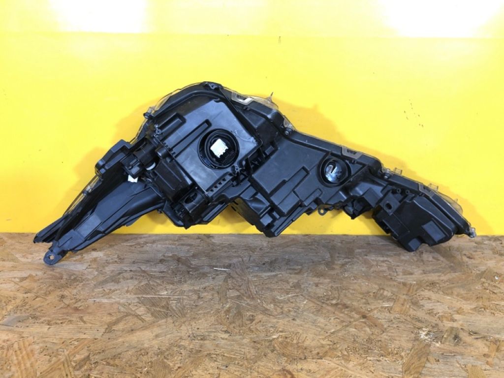 81130-02S70 | Фара прав. TOYOTA COROLLA 18- - Фото 6