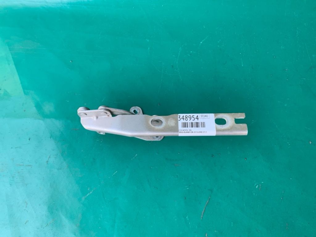 5178241AB | Петля капоту лів. DODGE JOURNEY 08-20
