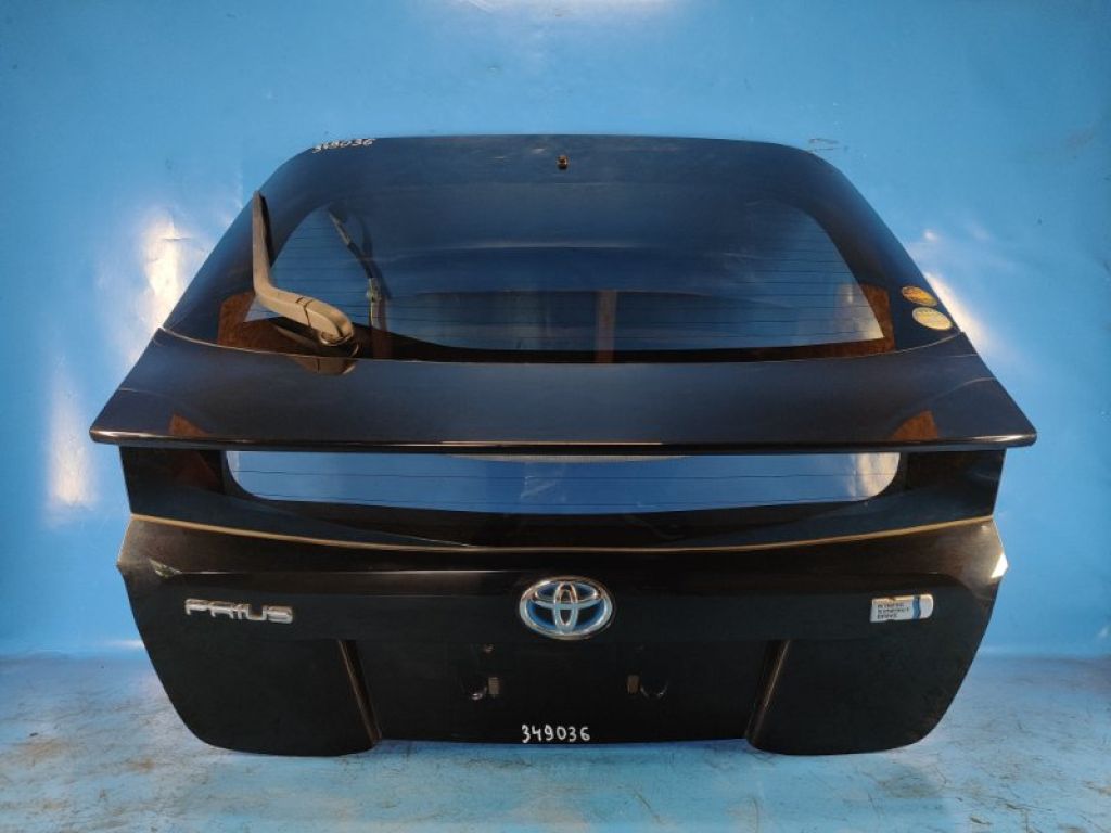 67005-47450 | Крышка багажника TOYOTA PRIUS 16-