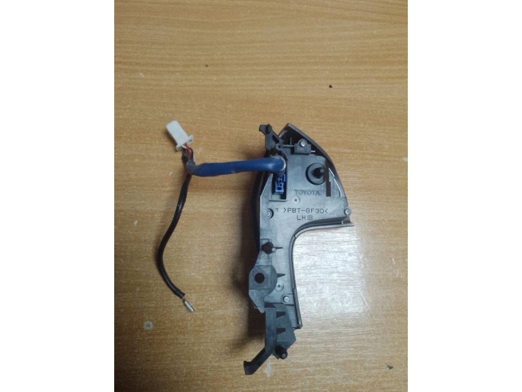 84247-06050-B0 | Кнопки на руль лев. TOYOTA CAMRY 40 06-11 - Фото 3