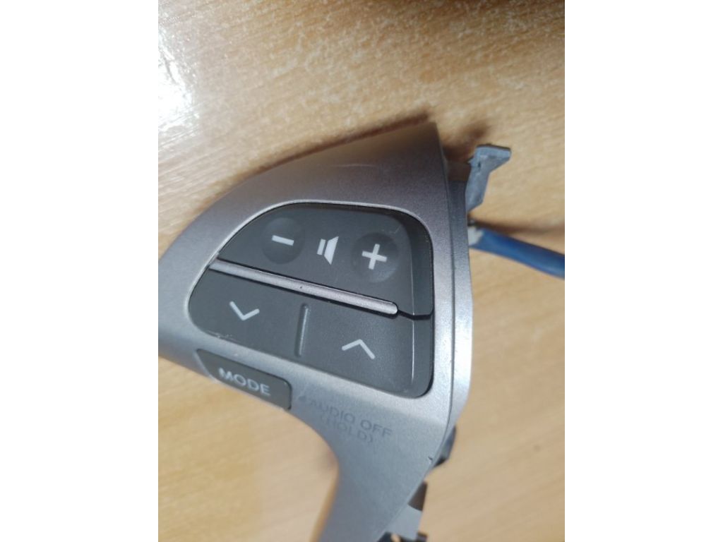 84247-06050-B0 | Кнопки на руль лев. TOYOTA CAMRY 40 06-11 - Фото 6