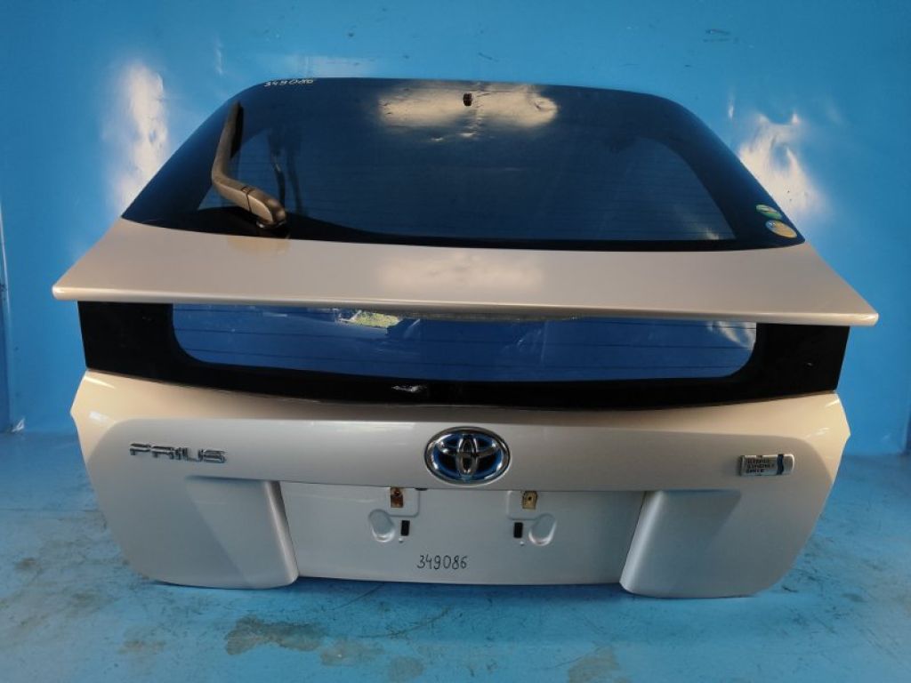 67005-47450 | Крышка багажника TOYOTA PRIUS 16-